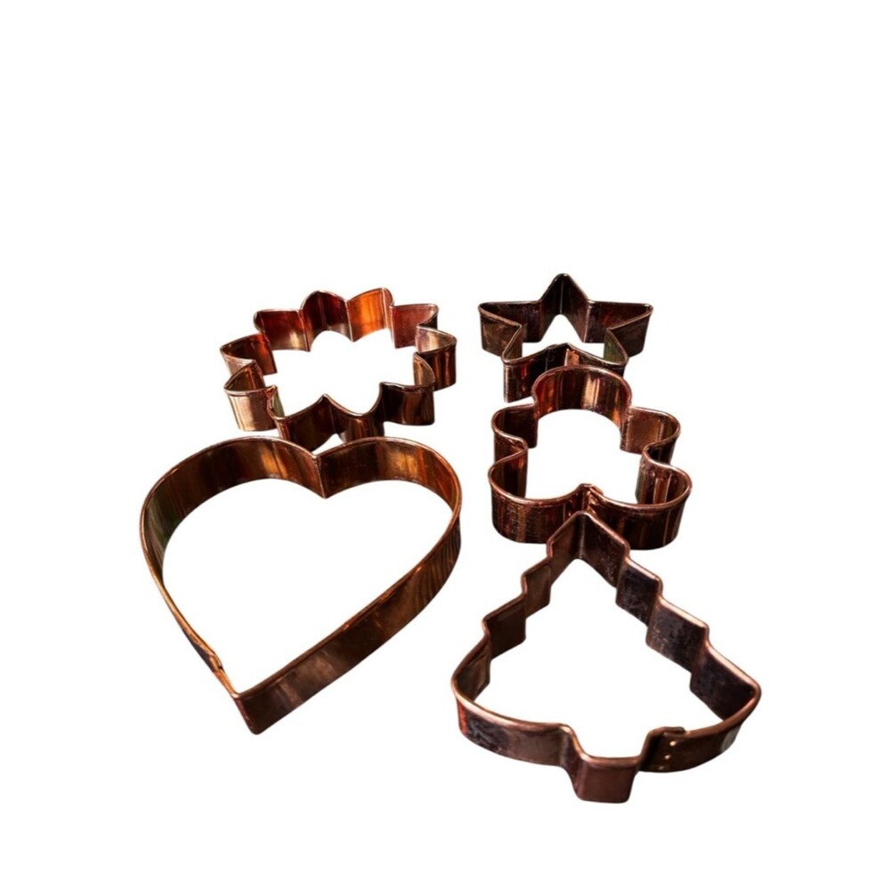 Copper Holiday cookie cutters, medium and large Vintage. Set of 5